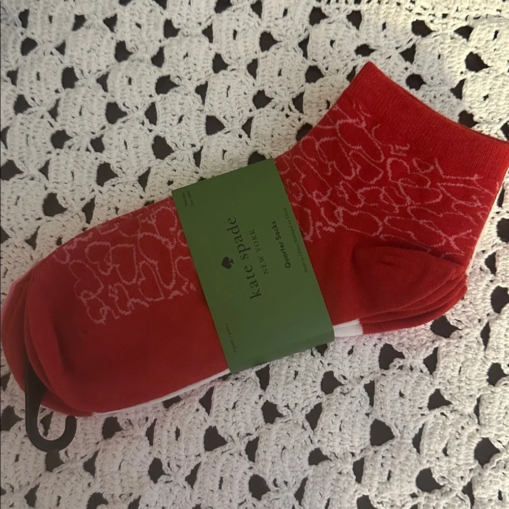 Nwt Kate spade hearts quarter socks sets